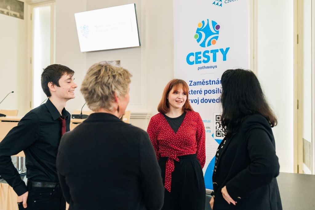 Семінар CESTY – розвиток таланту та навичок молодих біженців з України